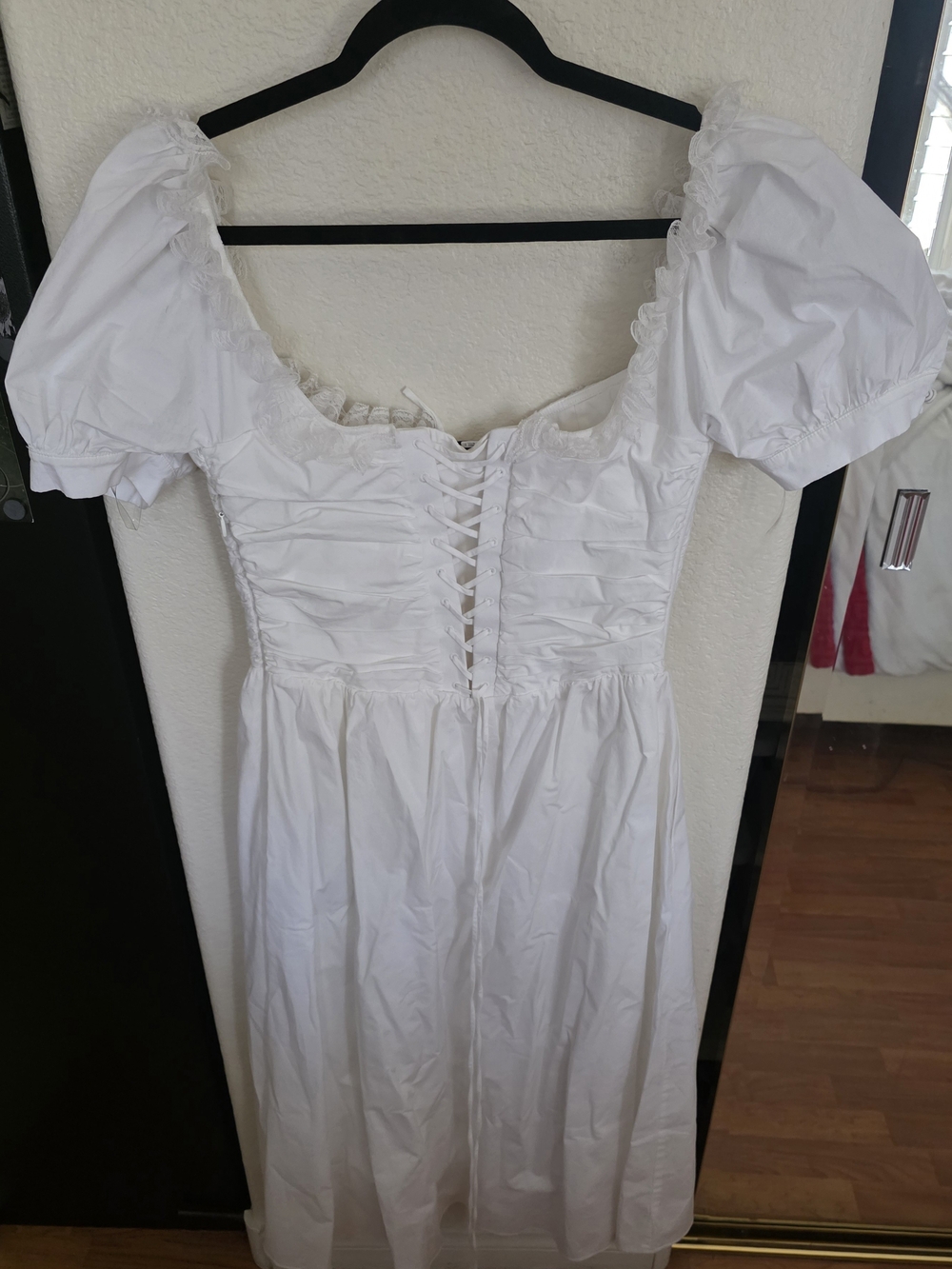 Lulabell Puff Sleeve Midi Dress - Picture 4 of 5